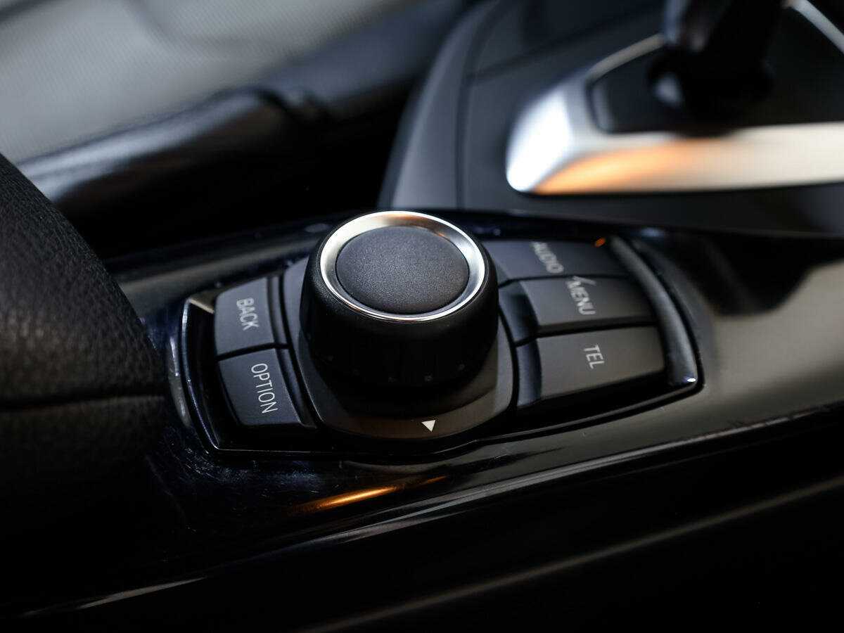 BMW 1 серии 2011