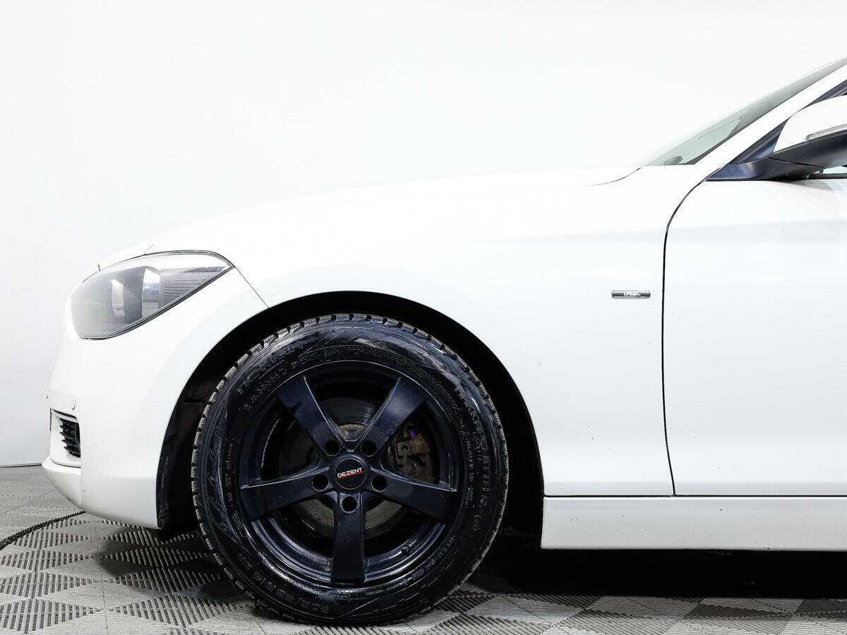 BMW 1 серии 2011