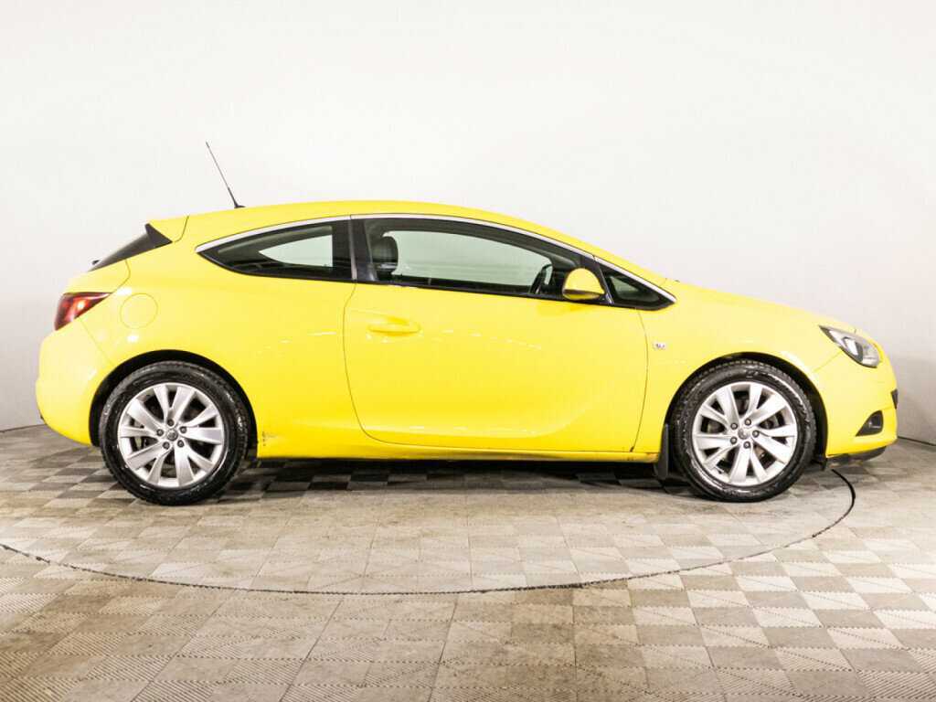 Opel Astra 2011