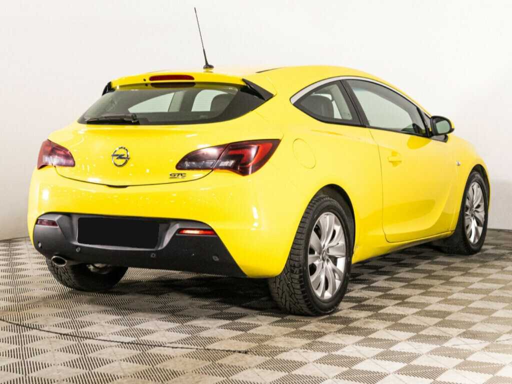 Opel Astra 2011
