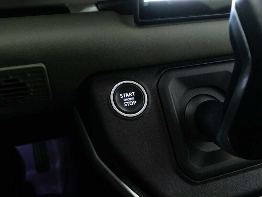 Land Rover Defender 2021