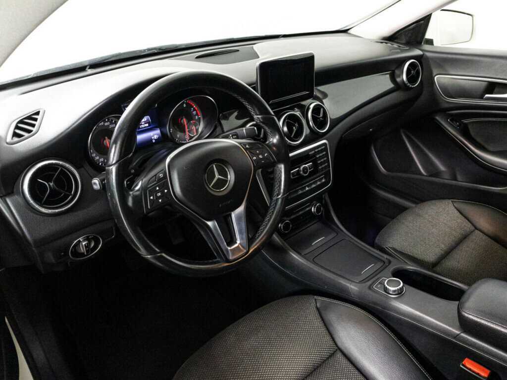 Mercedes-Benz CLA 2014
