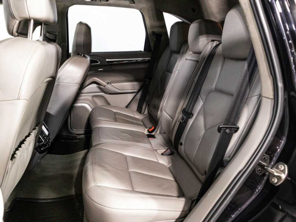 Porsche Cayenne 2010