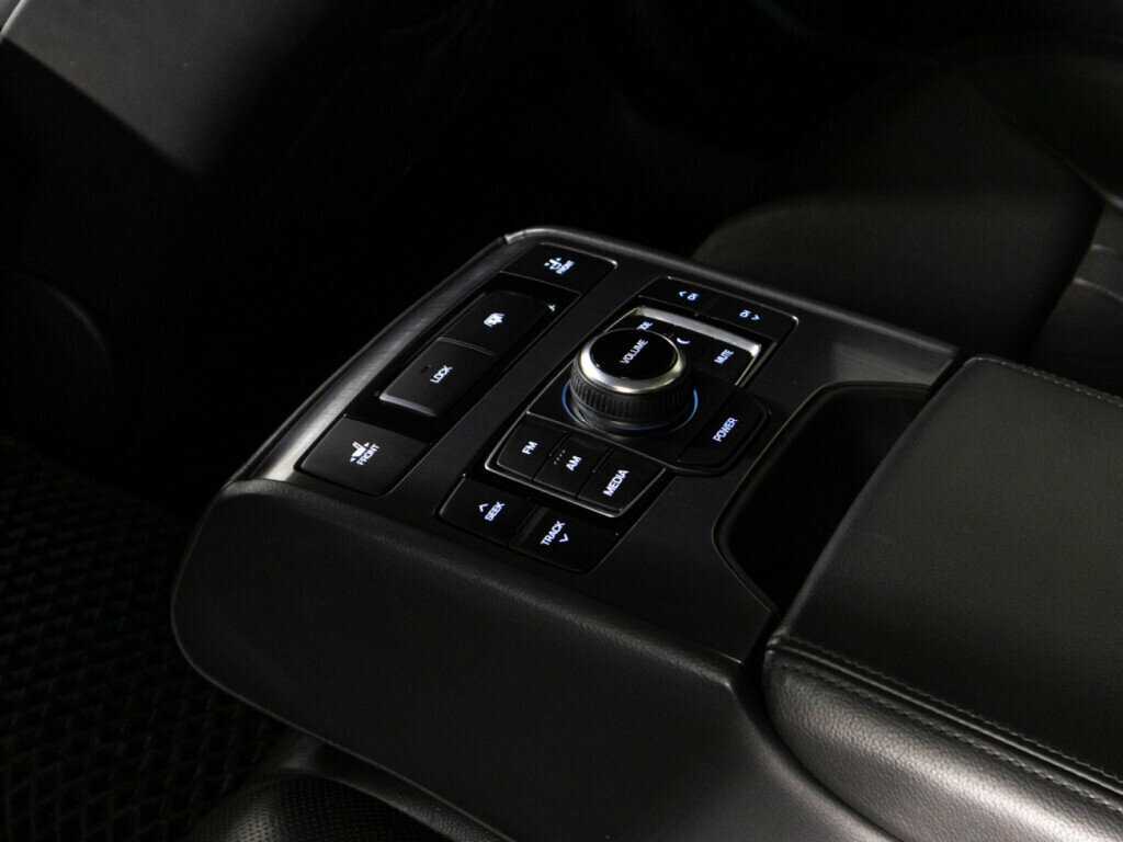 Genesis G80 2017