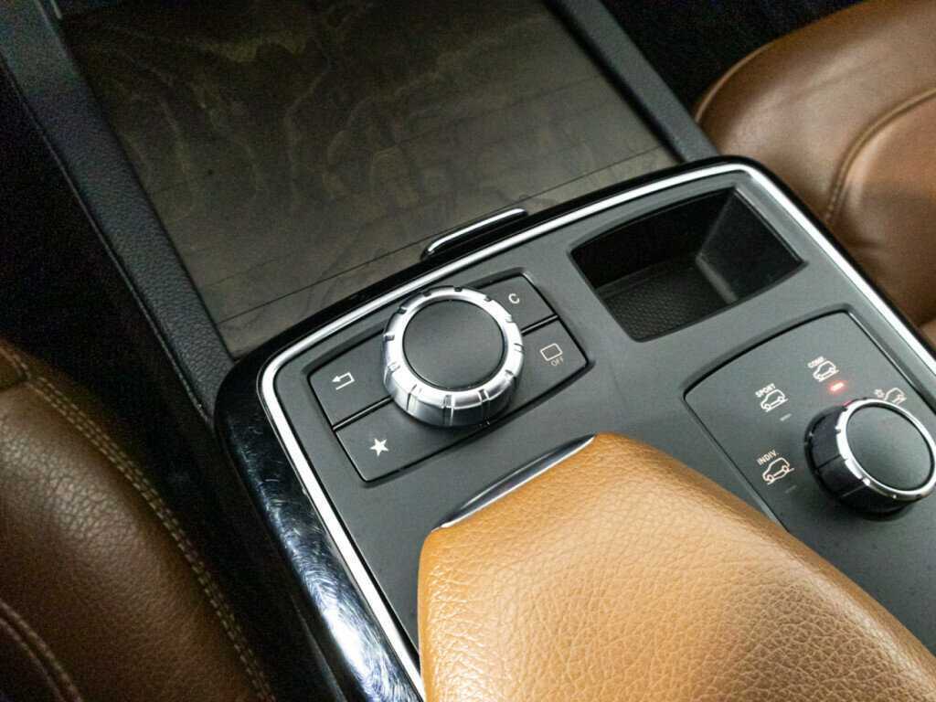 Mercedes-Benz GLE 2016