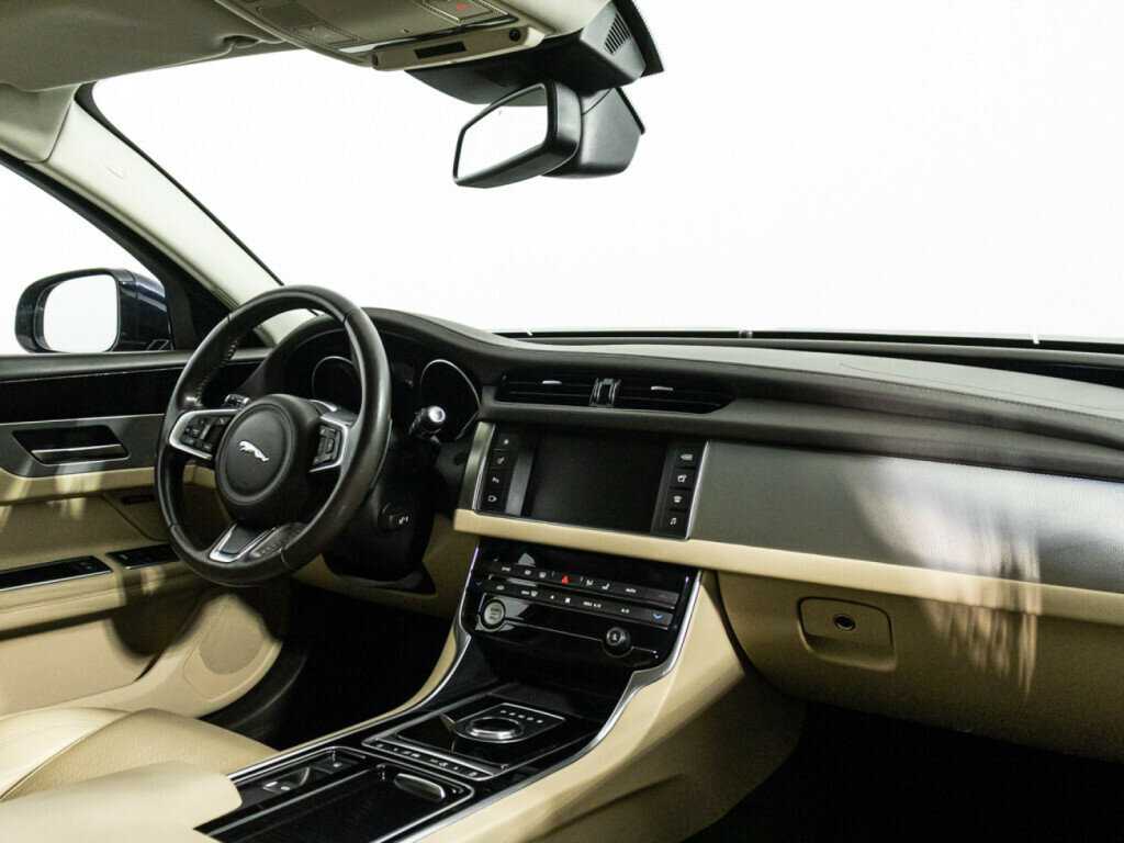 Jaguar XF 2017