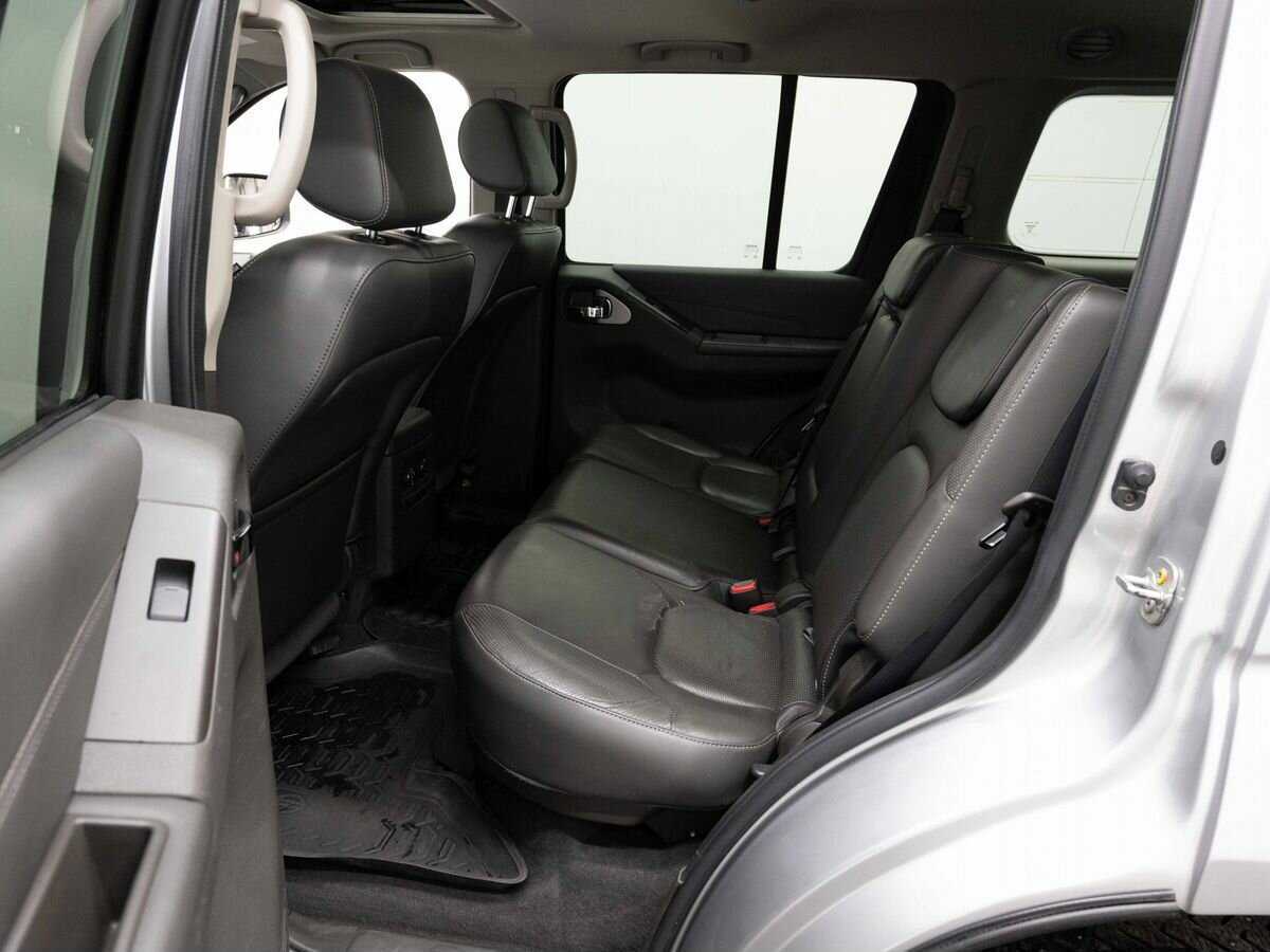 Nissan Pathfinder 2010