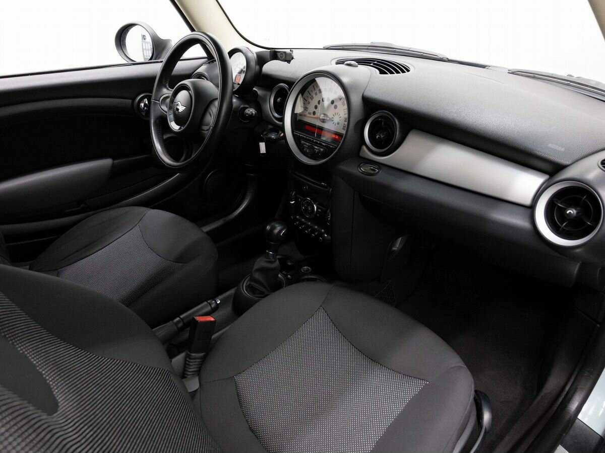 Mini Hatch 2011