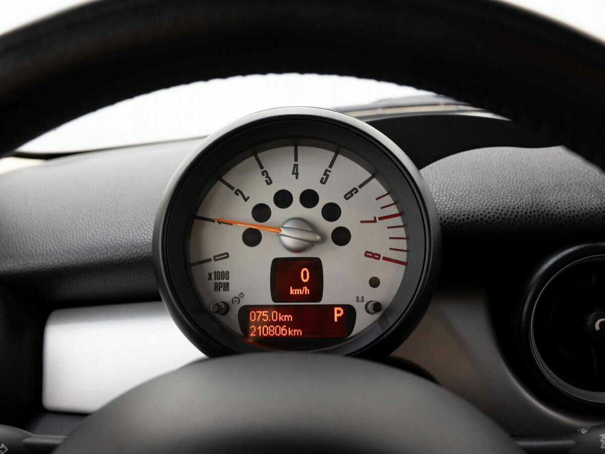 Mini Hatch 2011