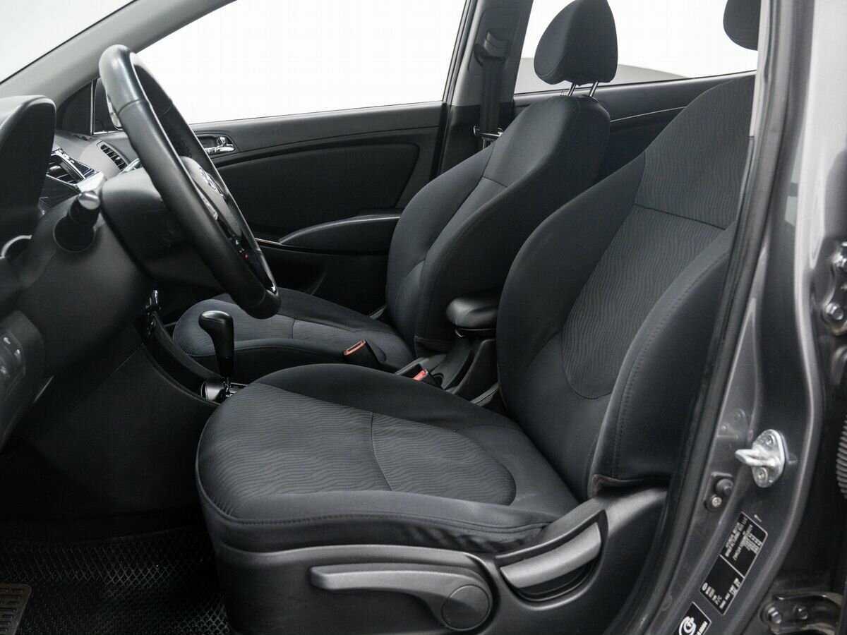 Hyundai Solaris 2011