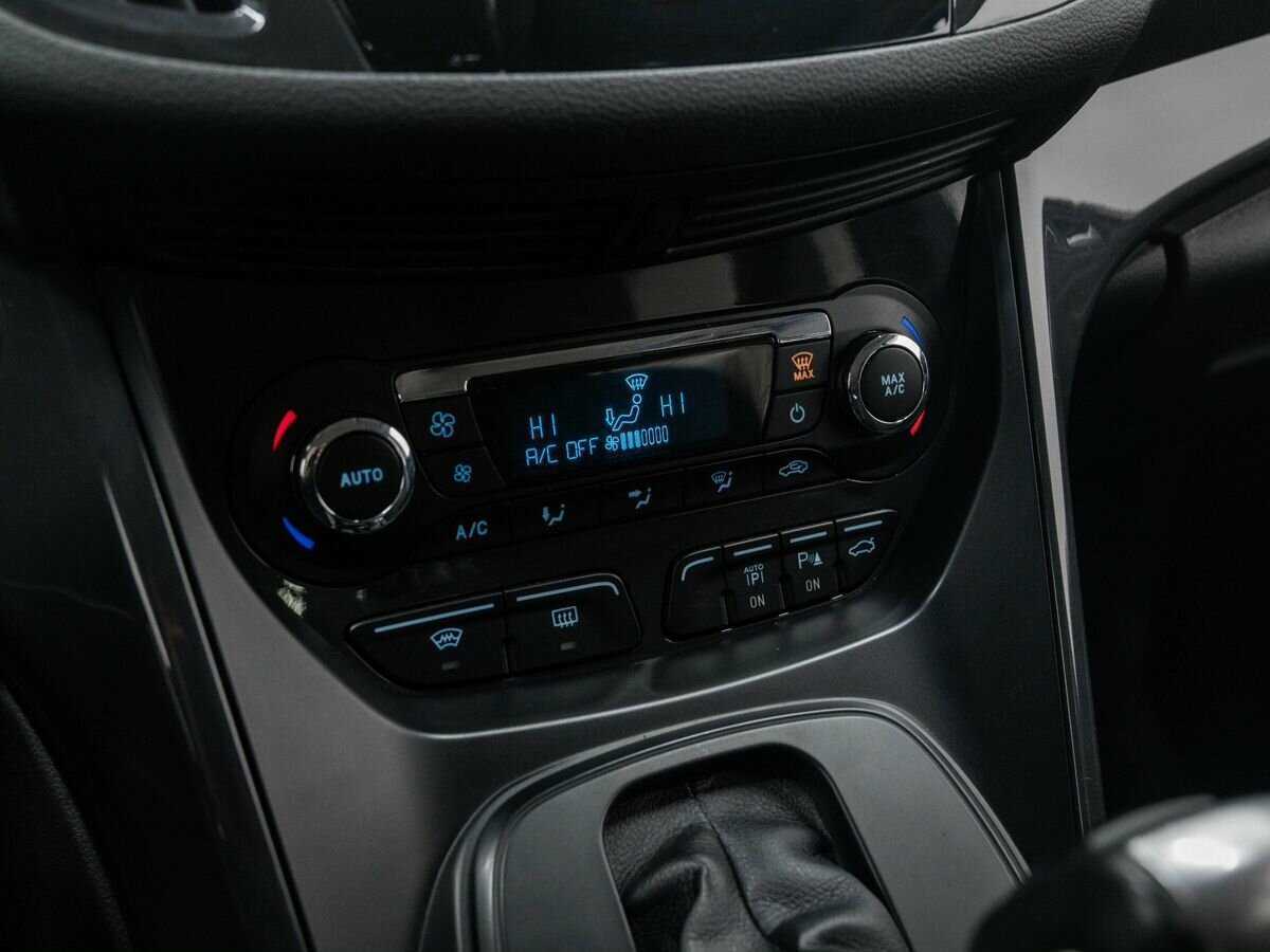 Ford Kuga 2015