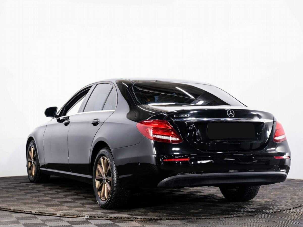 Mercedes-Benz E-Класс
