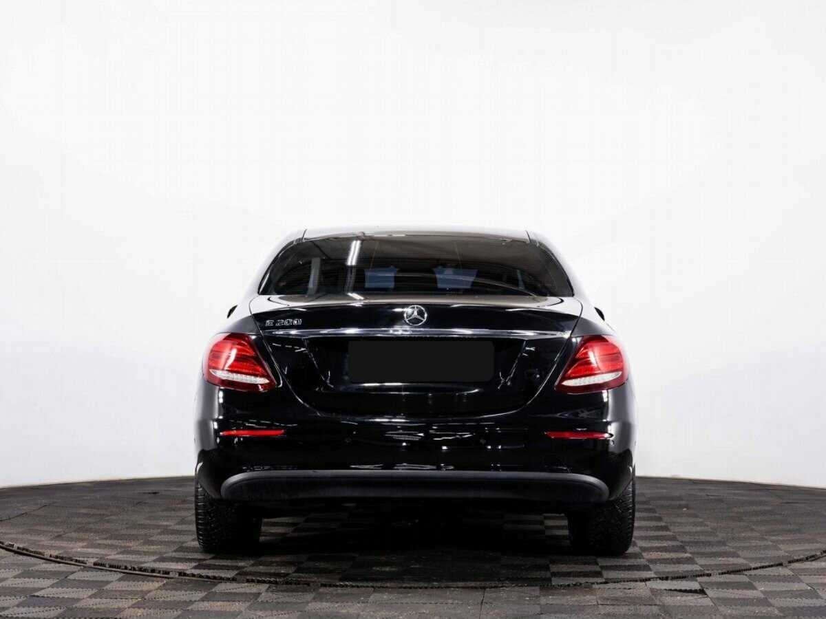 Mercedes-Benz E-Класс