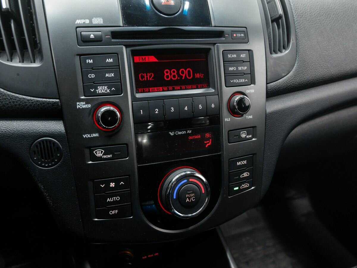 Kia Cerato 2012
