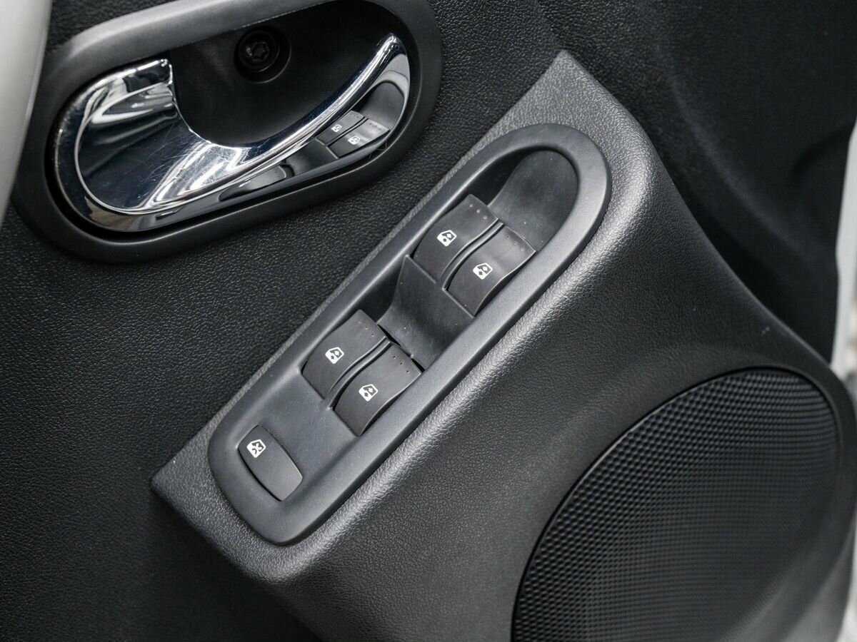 Nissan Terrano 2015