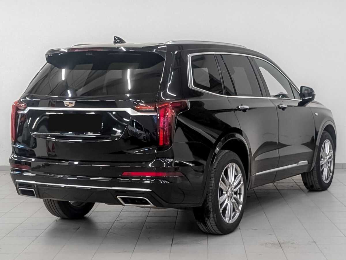 Cadillac XT6