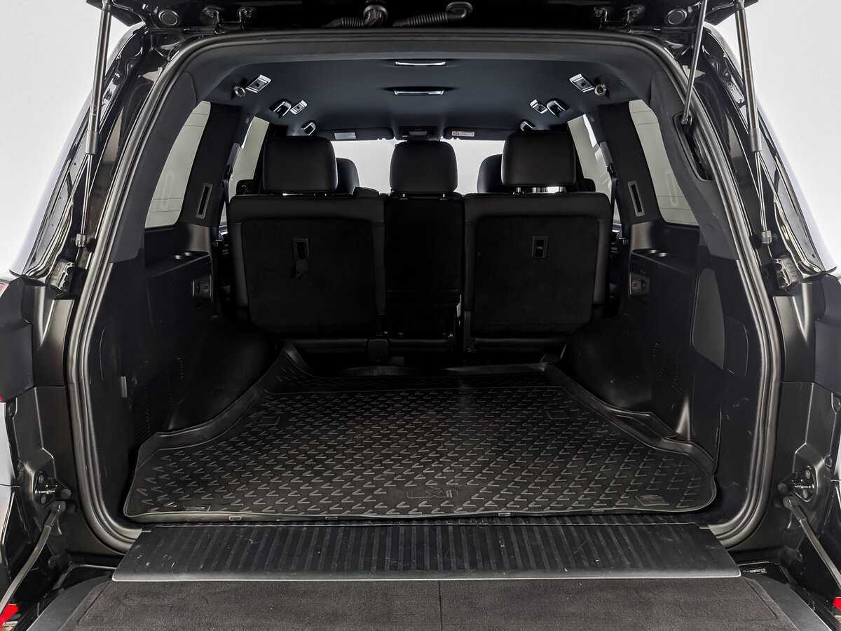 Lexus LX 2020