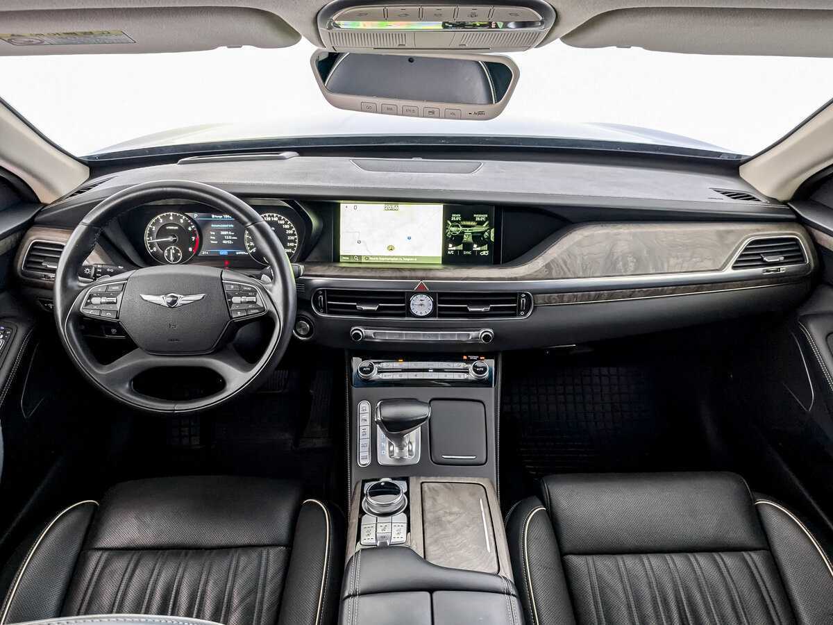 Genesis G90 2020
