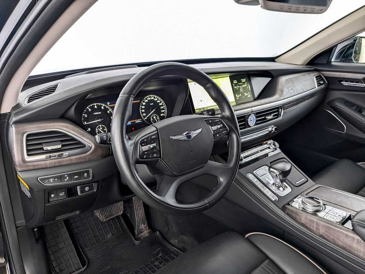 Genesis G90 2020