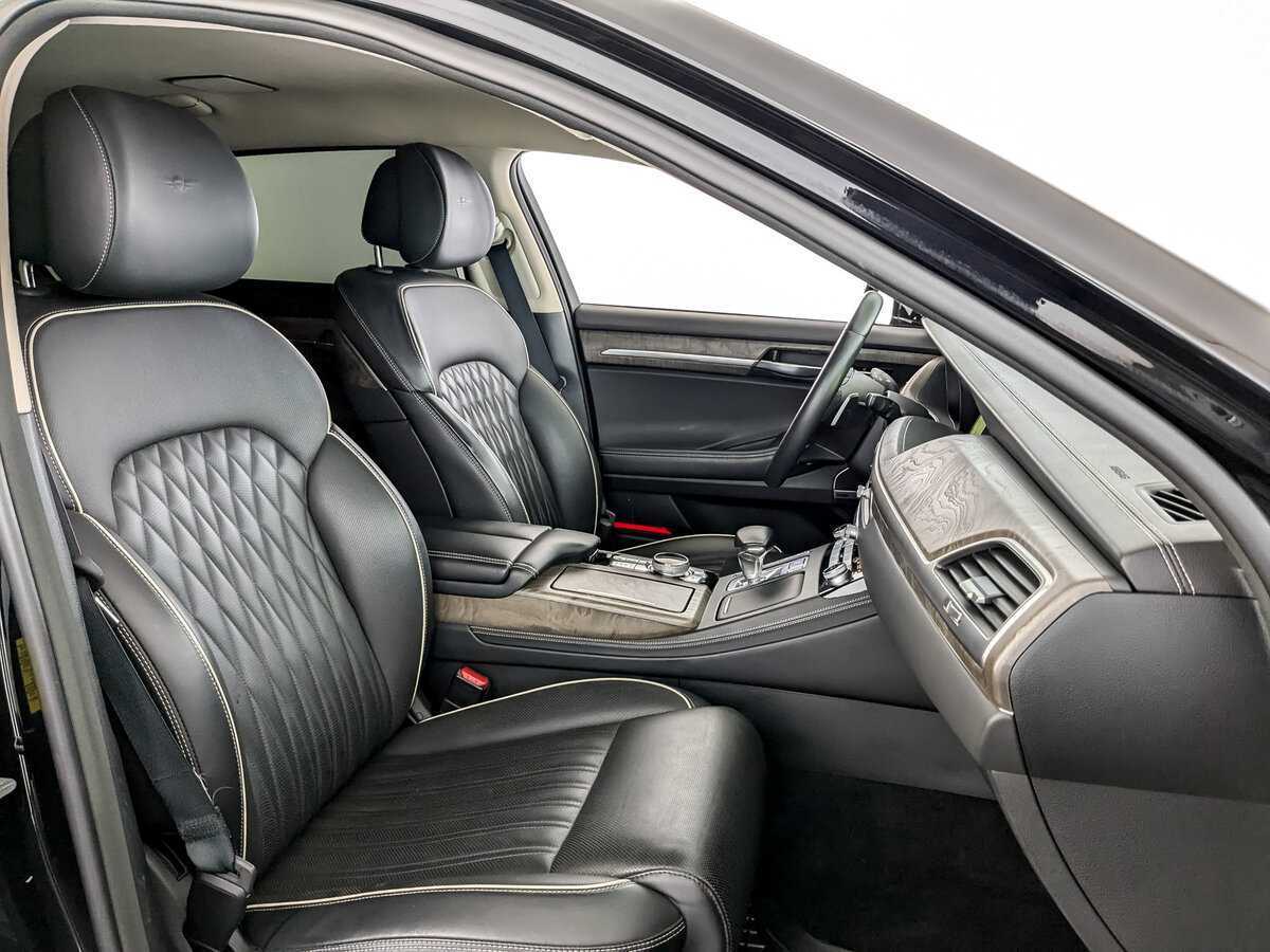 Genesis G90 2020