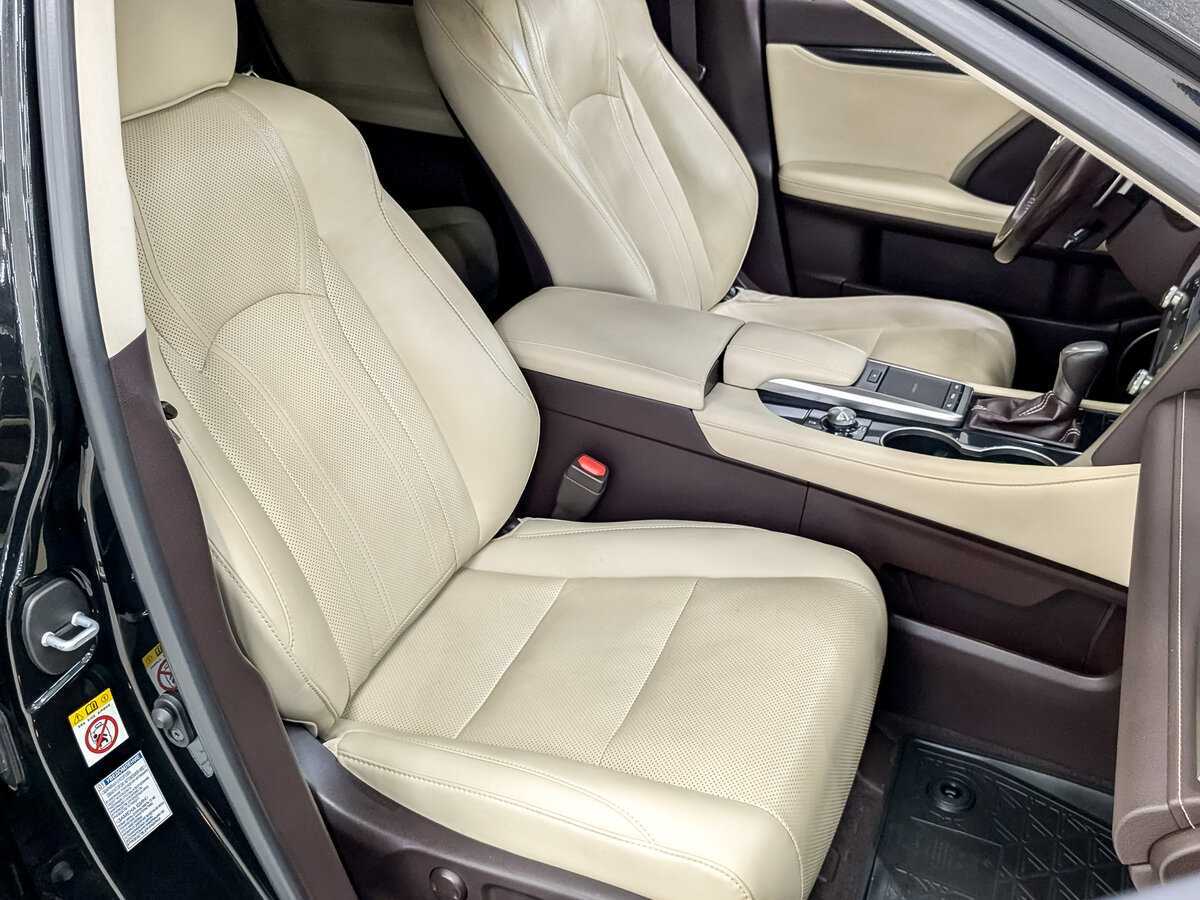 Lexus RX 2019