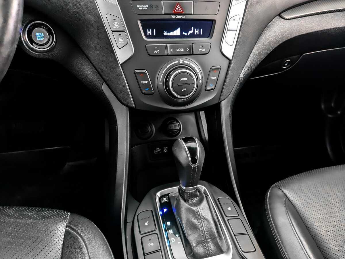 Hyundai Santa Fe 2016