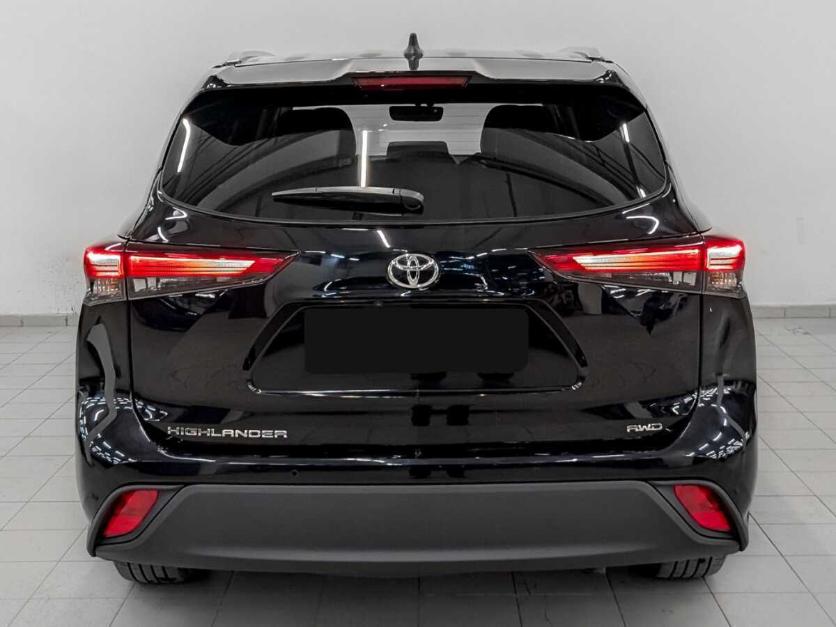 Toyota Highlander 2021