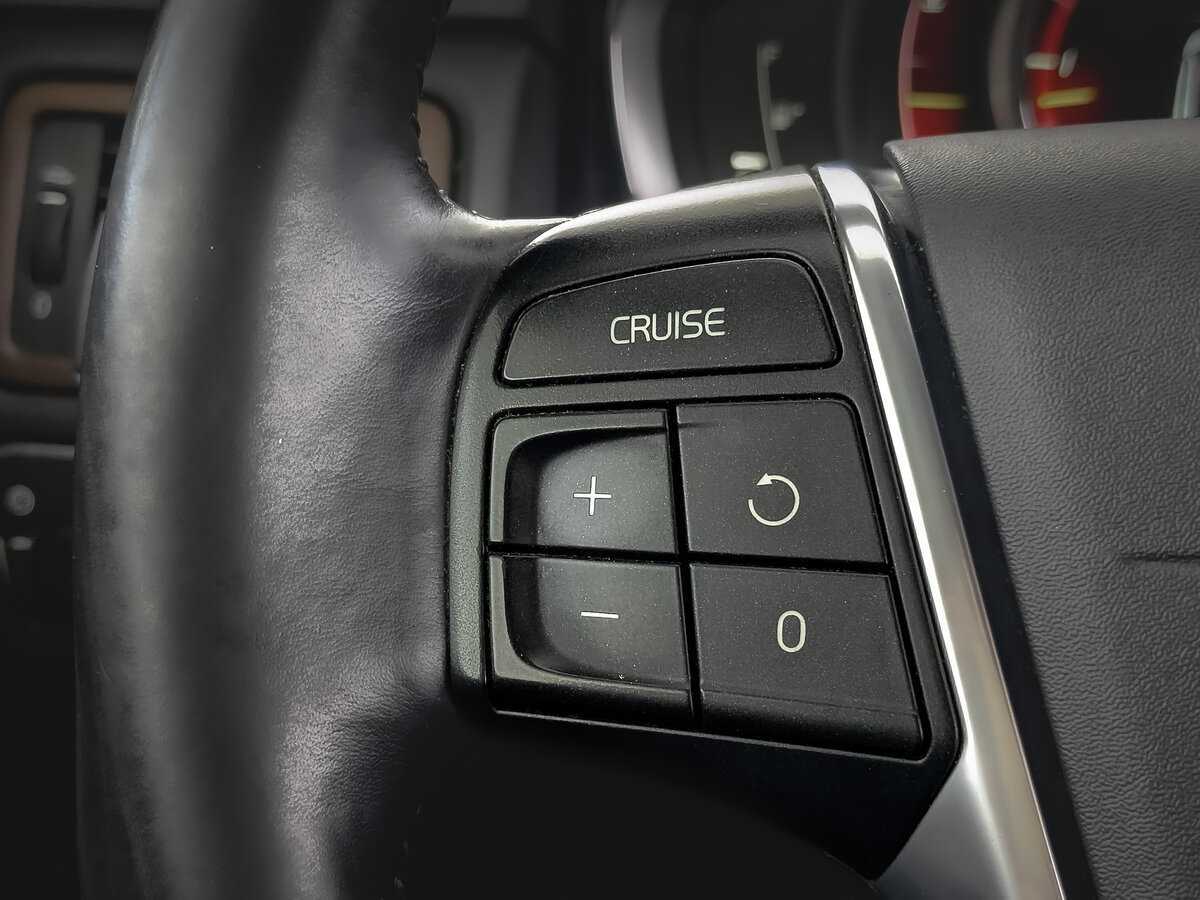 Volvo XC70 2015