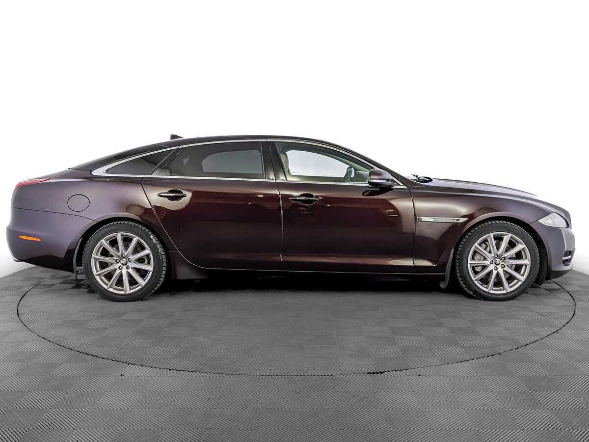 Jaguar XJ 2012