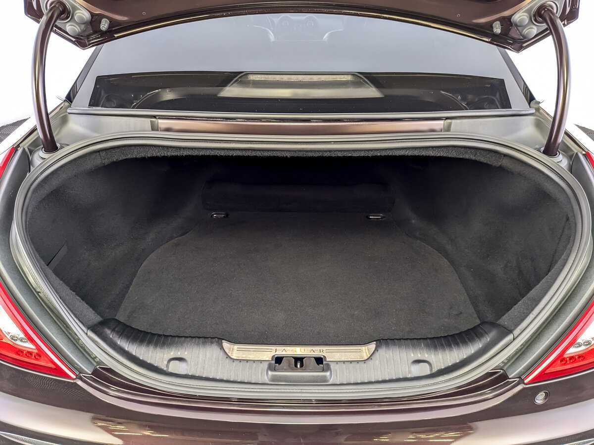 Jaguar XJ 2012