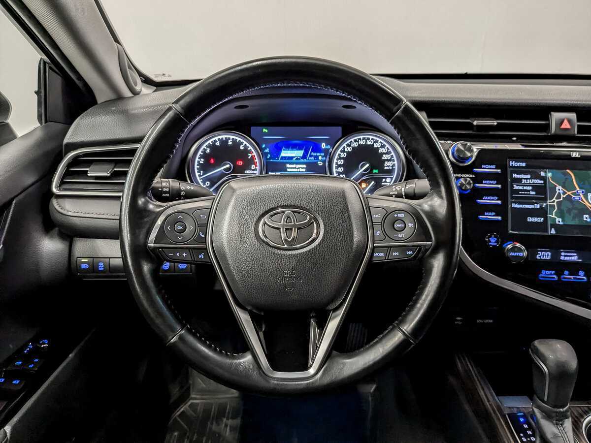 Toyota Camry 2019