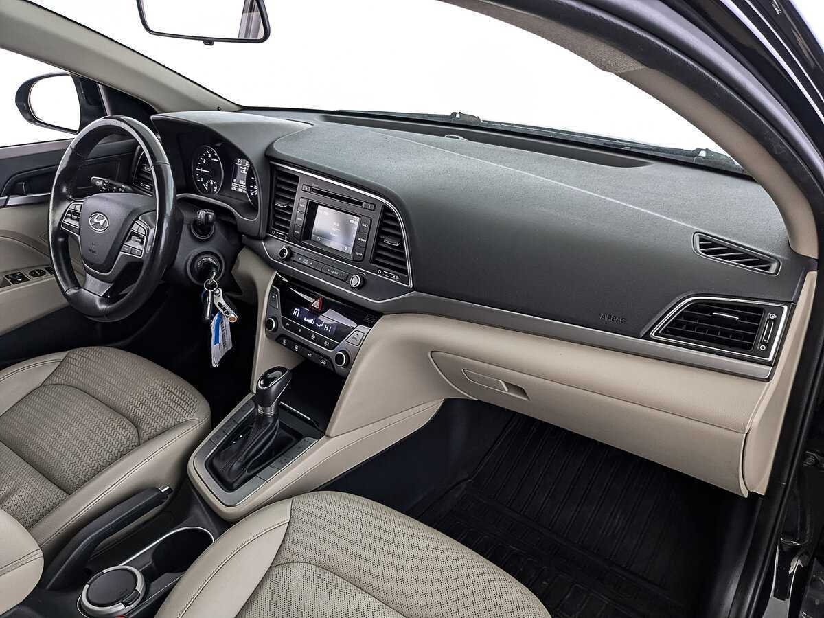Hyundai Elantra 2017