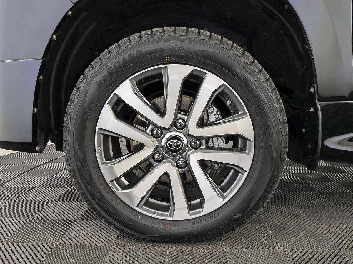 Toyota Land Cruiser 2016