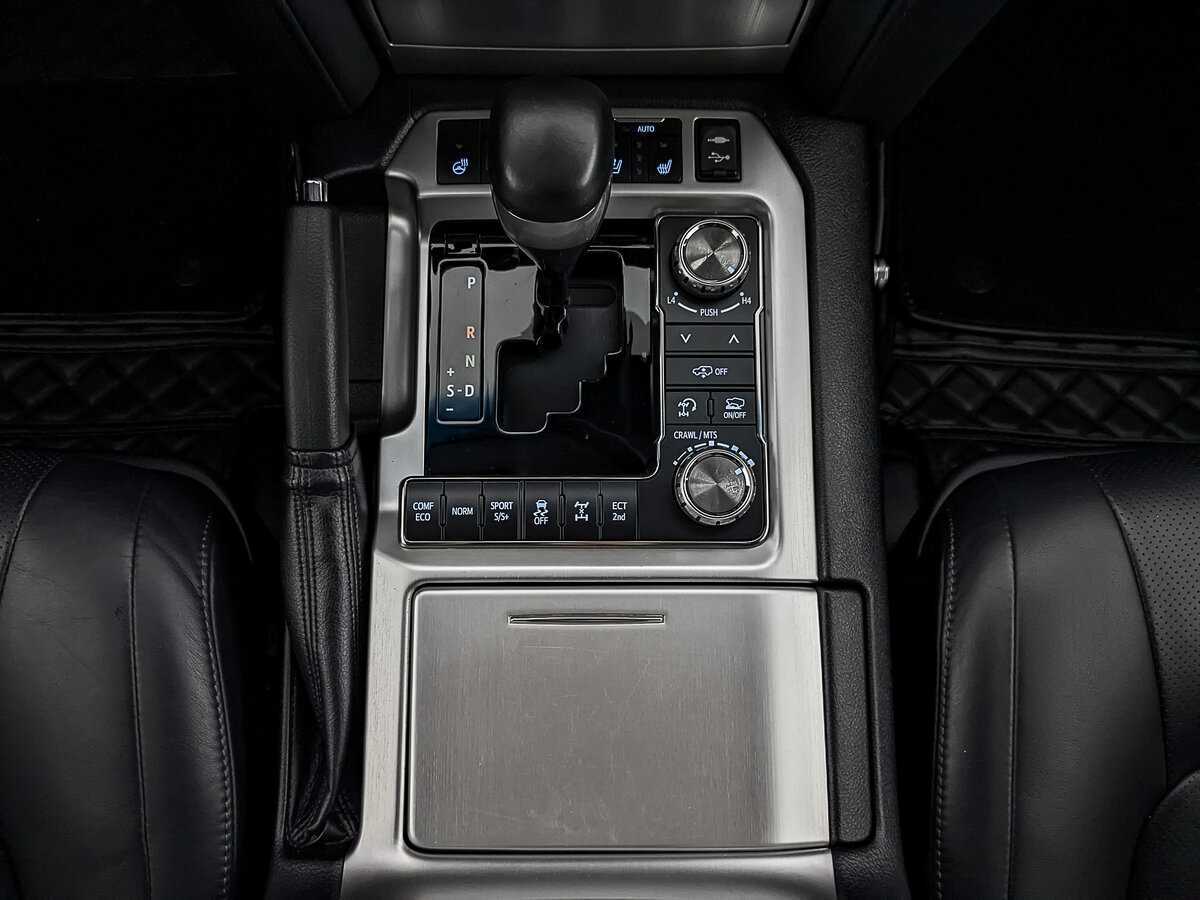 Toyota Land Cruiser 2016