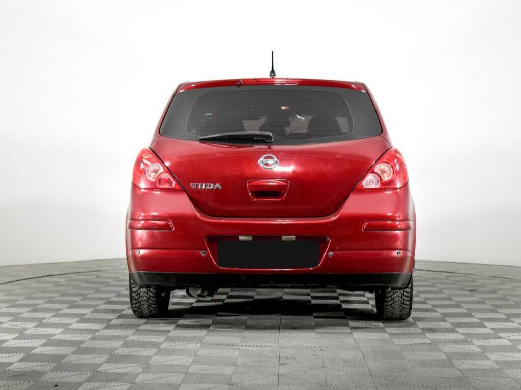 Nissan Tiida