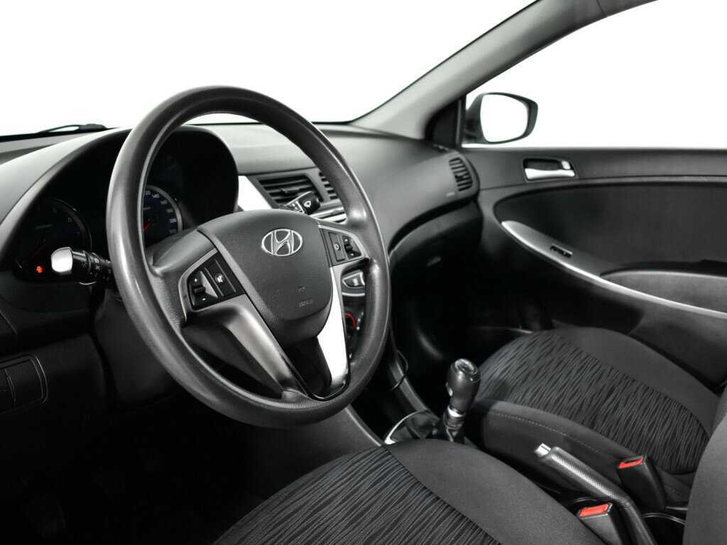Hyundai Solaris 2016