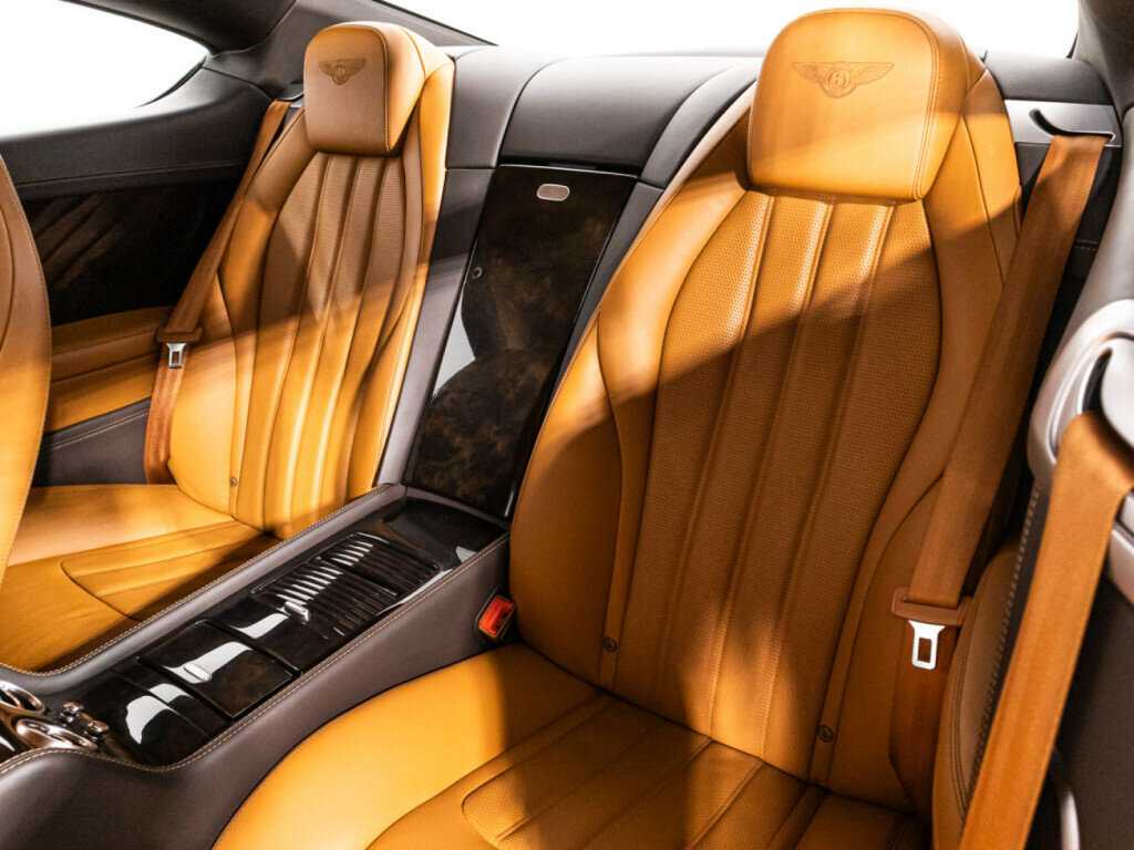 Bentley Continental GT 2012