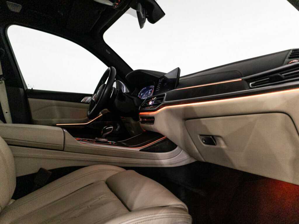 BMW X7 2020