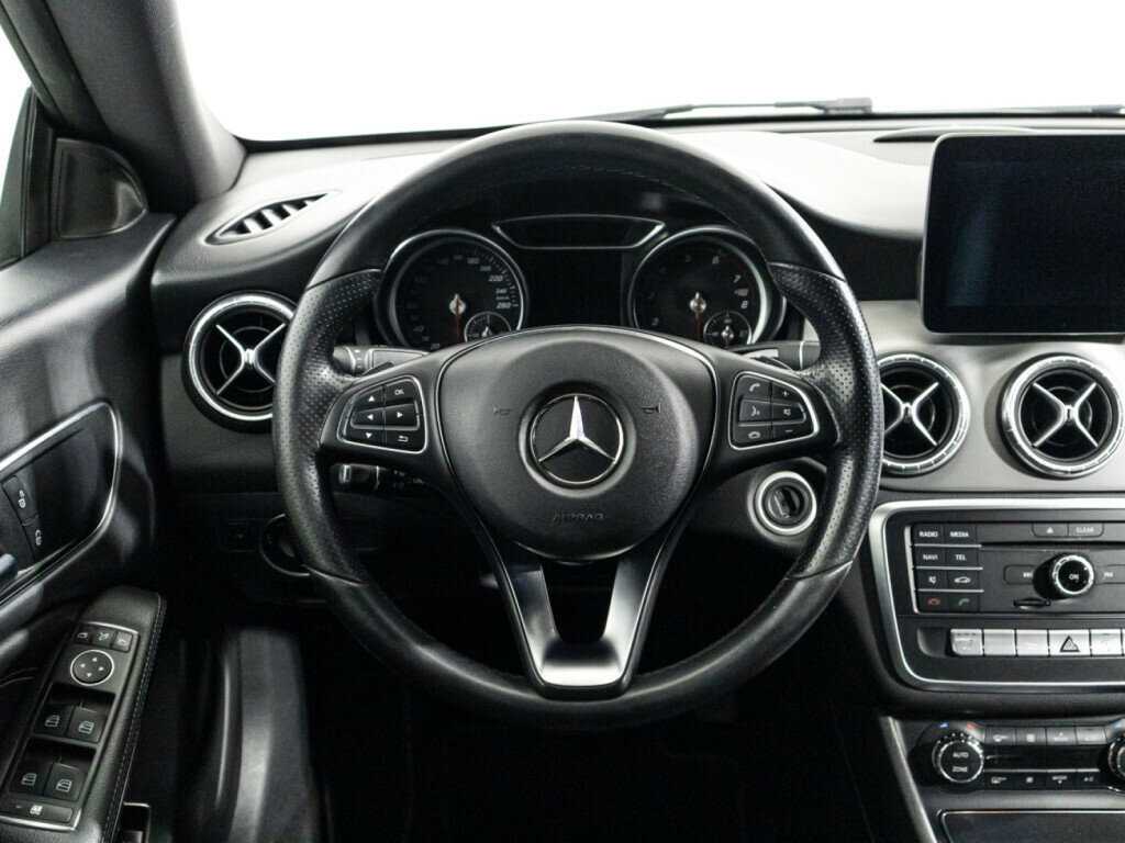 Mercedes-Benz CLA 2016