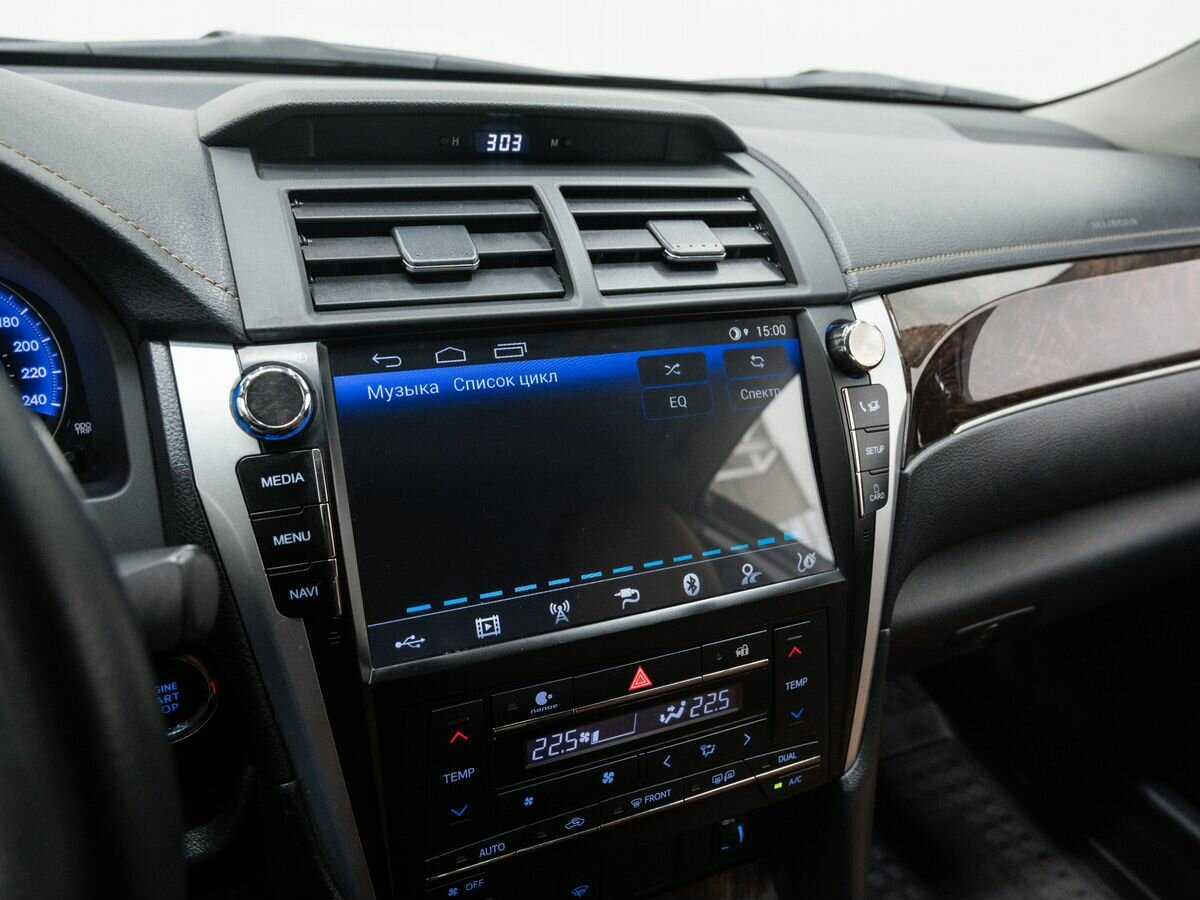 Toyota Camry 2017