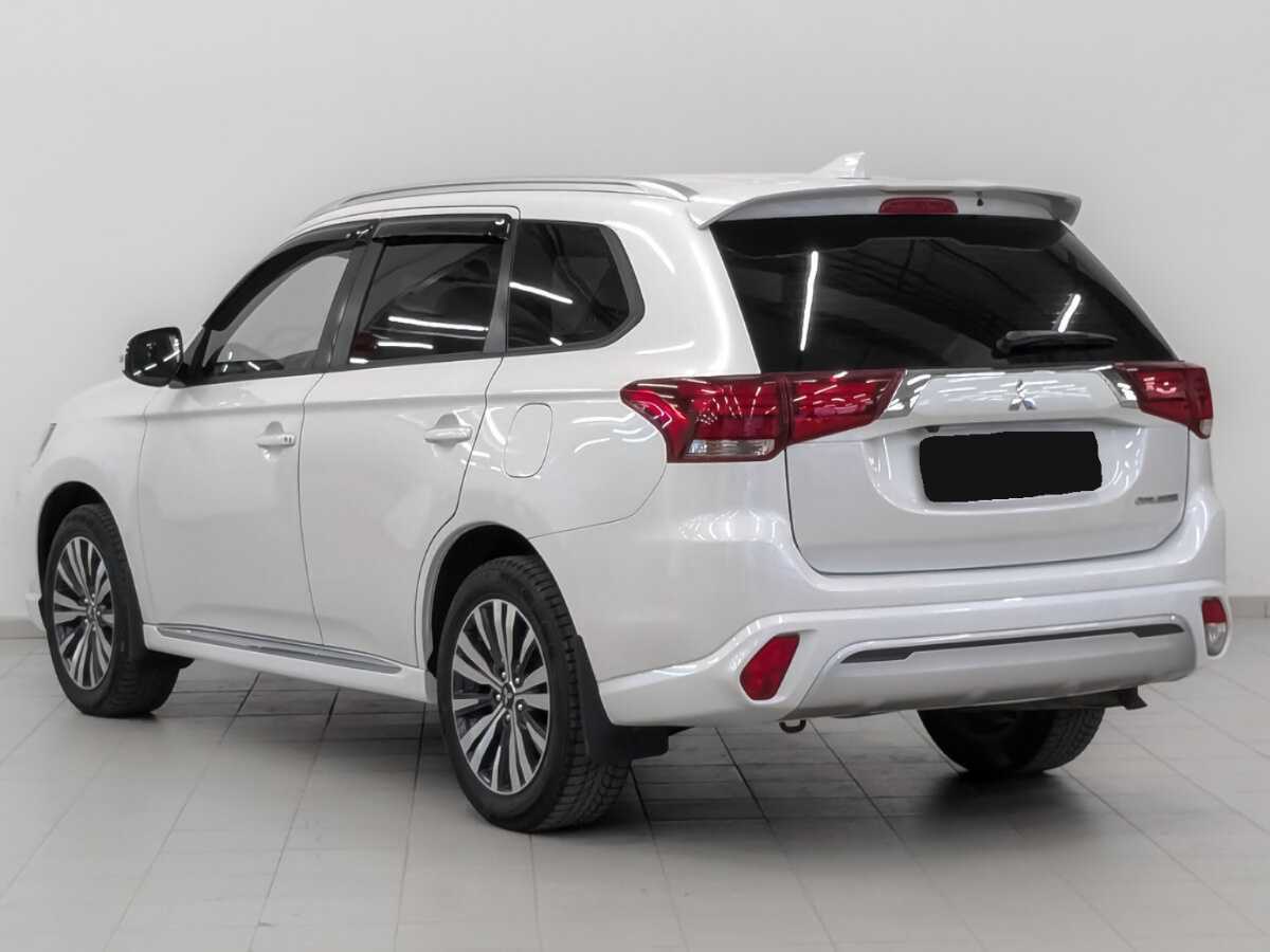 Mitsubishi Outlander 2022