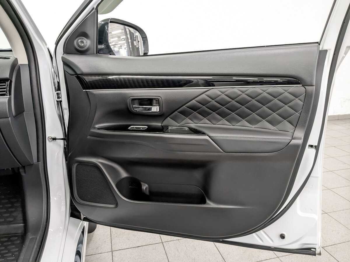 Mitsubishi Outlander 2022
