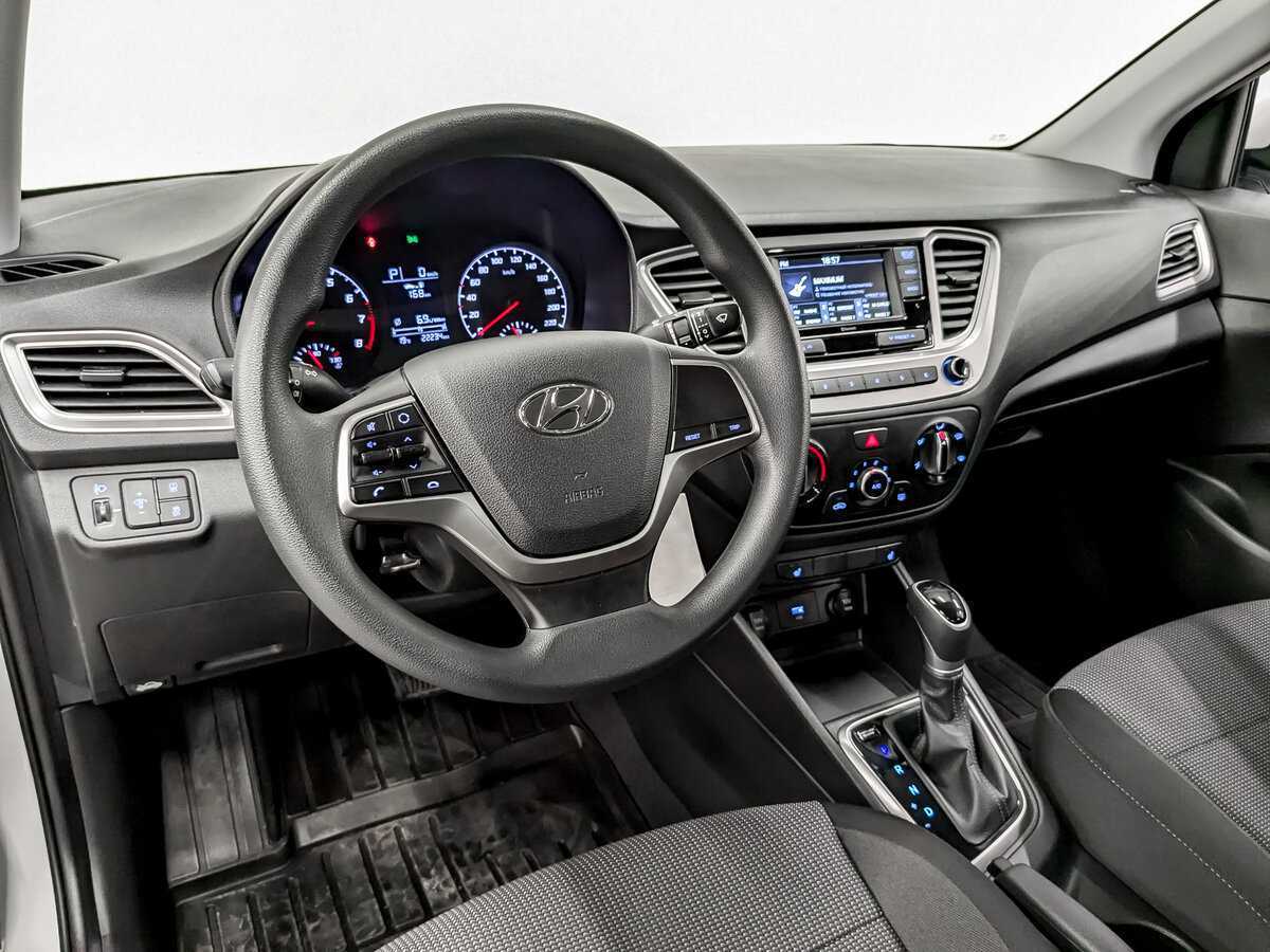 Hyundai Solaris 2021