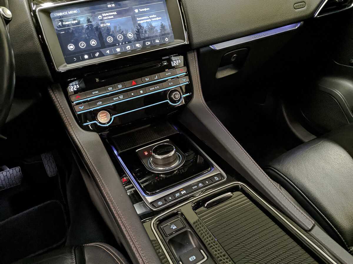 Jaguar F-Pace 2018