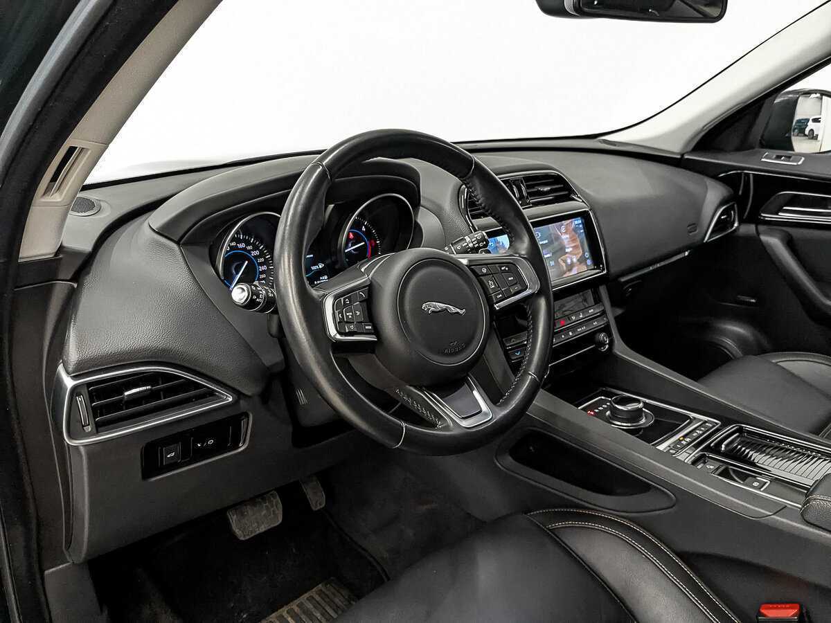 Jaguar F-Pace 2018