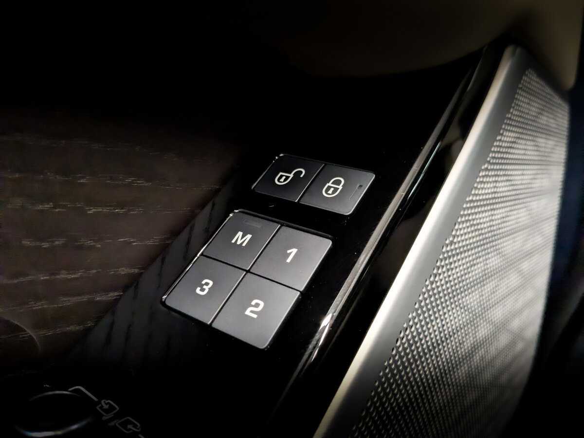 Land Rover Range Rover Velar 2020