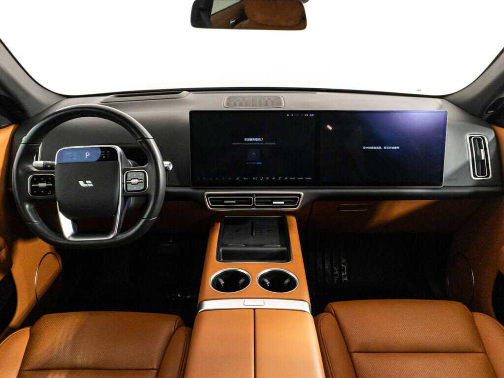 Li Auto (Lixiang) L7 2023