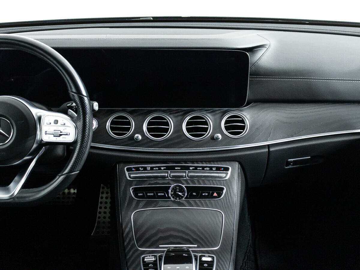 Mercedes-Benz E-Класс 2019