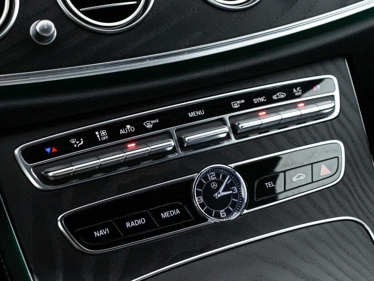 Mercedes-Benz E-Класс 2019