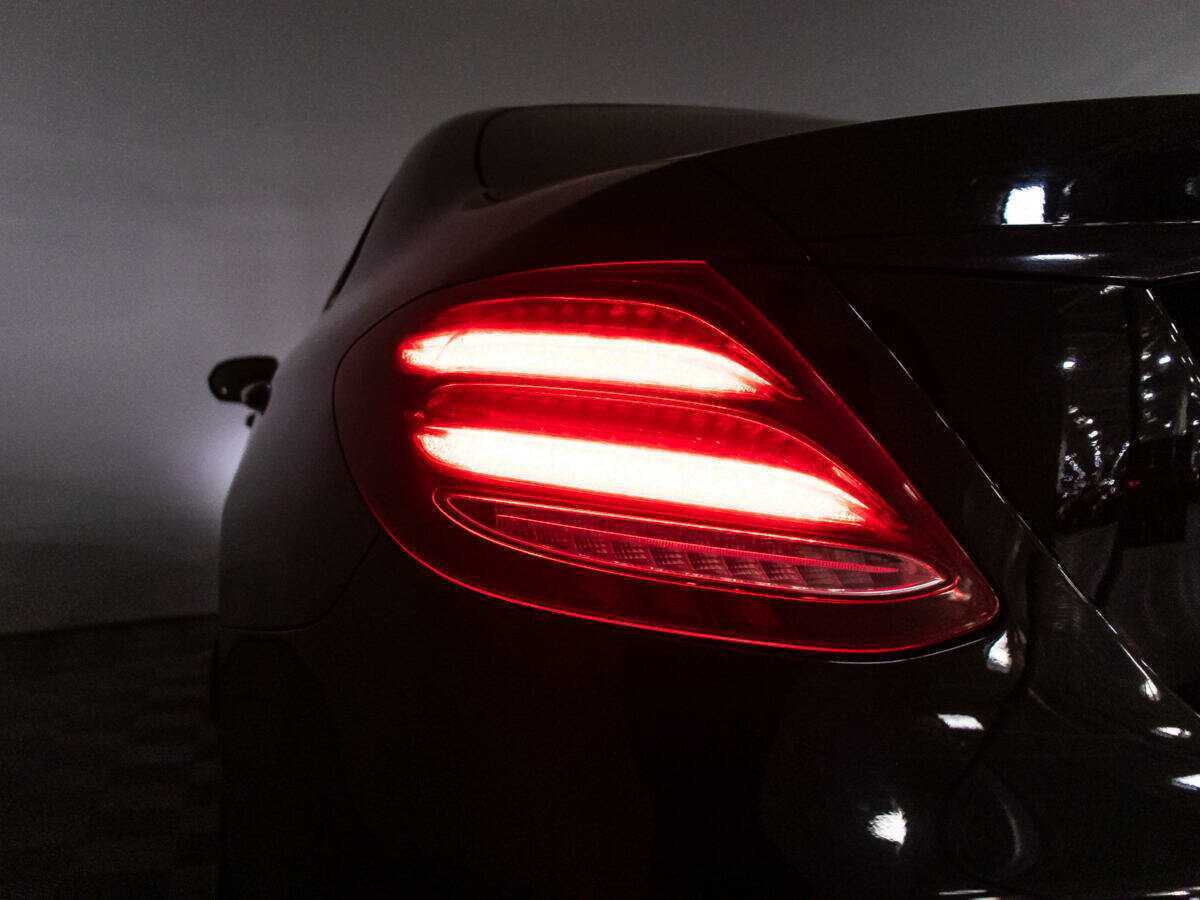 Mercedes-Benz E-Класс 2019